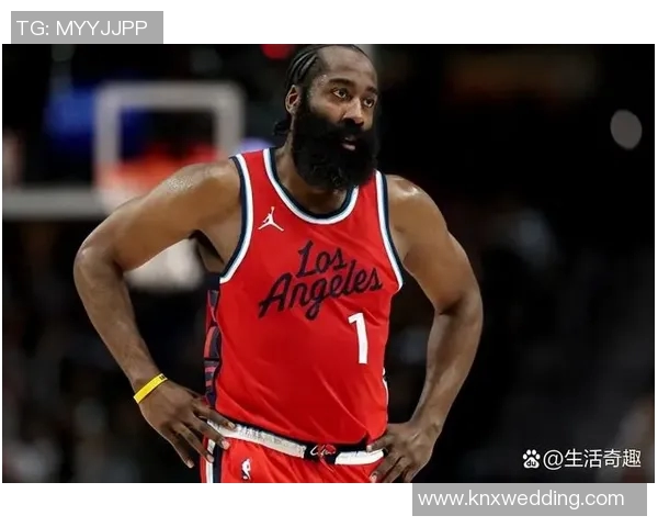 快船延续连胜三喜临门,锋线扣将复出状态不俗,冲附加赛希望重燃 快船延续连胜三喜临门,锋线扣将复出状态不俗,冲附加赛希望重燃